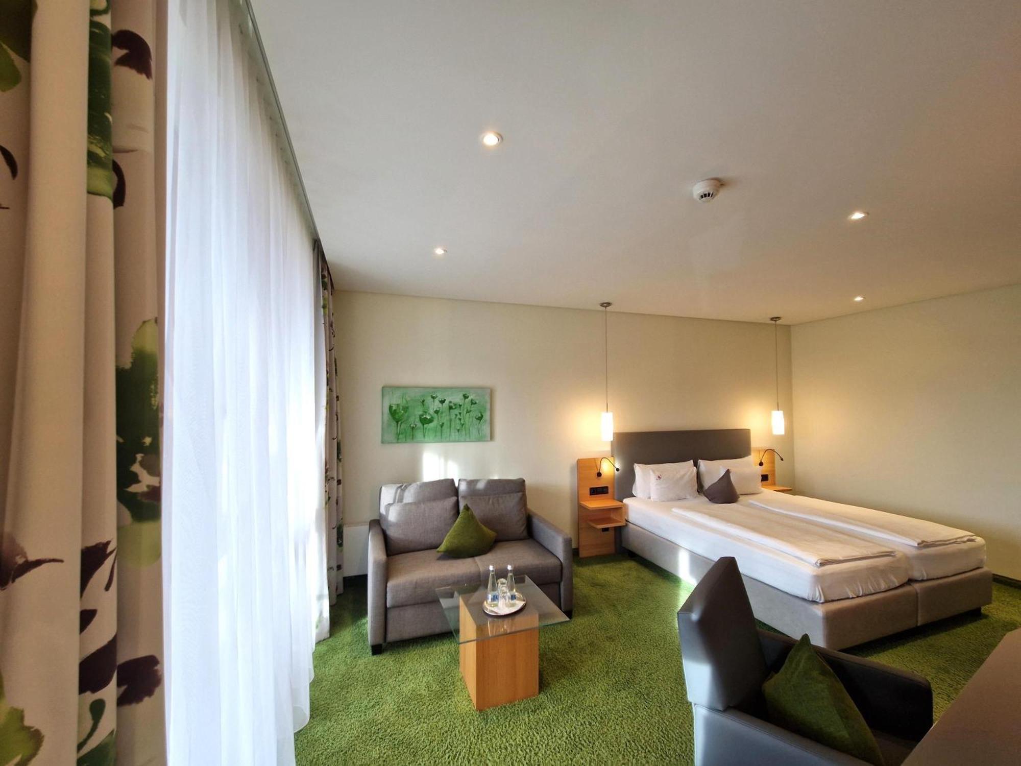 Mosers Blume Relax & Genuss Hotel Хаслах-им-Кинцигталь Экстерьер фото