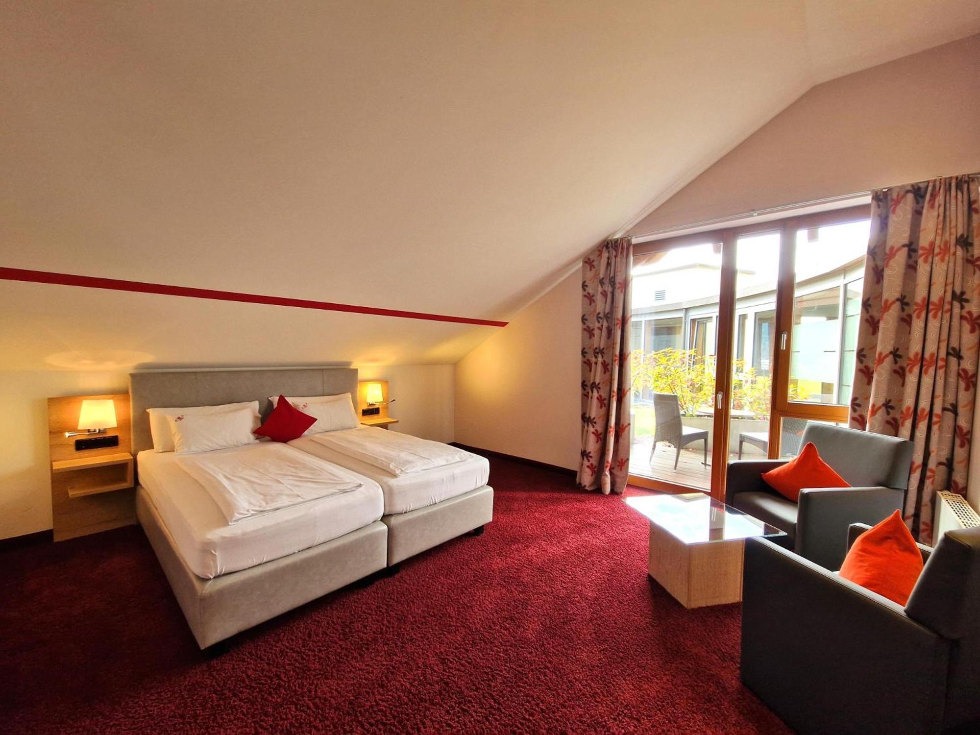 Mosers Blume Relax & Genuss Hotel Хаслах-им-Кинцигталь Экстерьер фото