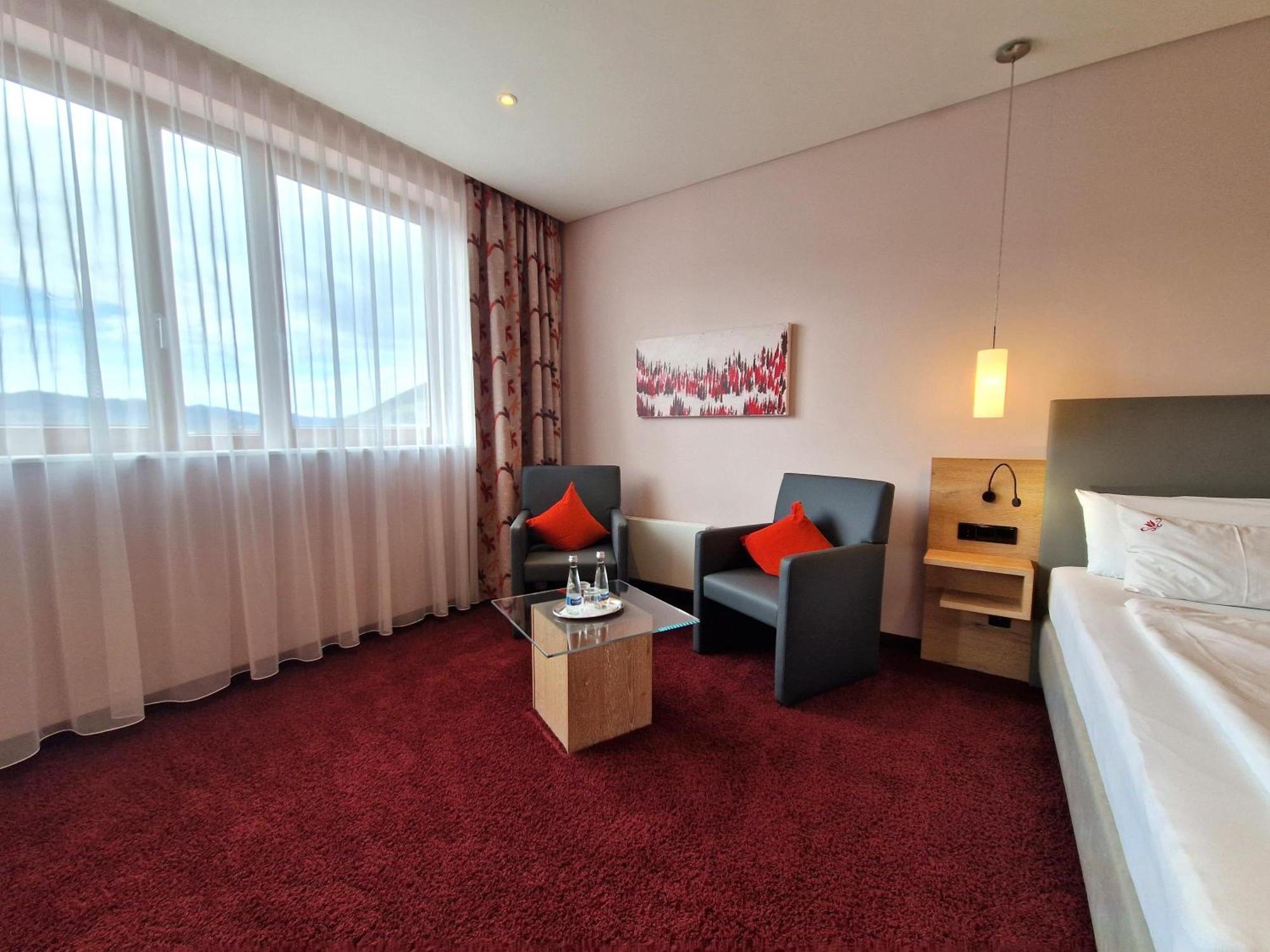 Mosers Blume Relax & Genuss Hotel Хаслах-им-Кинцигталь Экстерьер фото