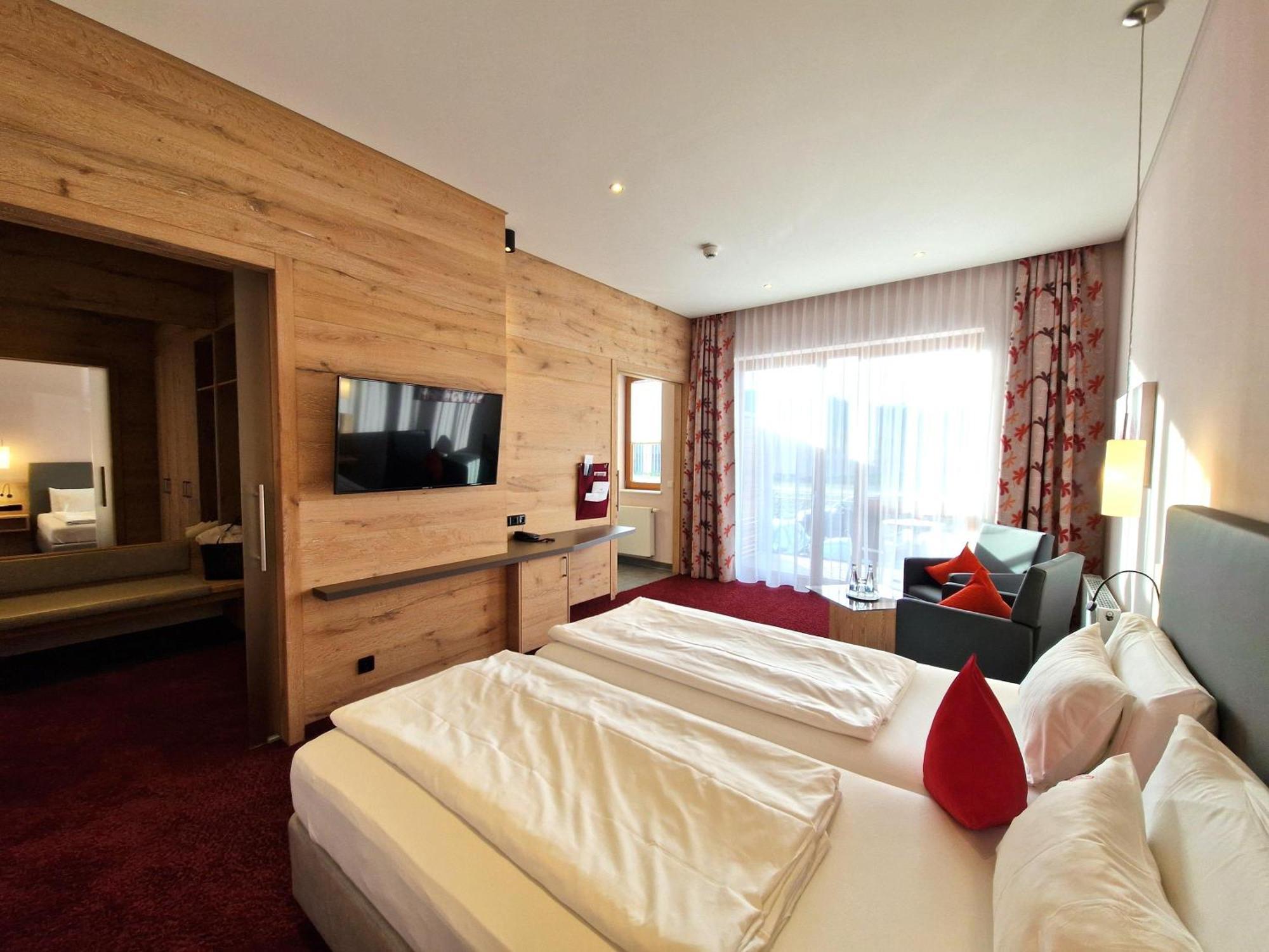 Mosers Blume Relax & Genuss Hotel Хаслах-им-Кинцигталь Экстерьер фото
