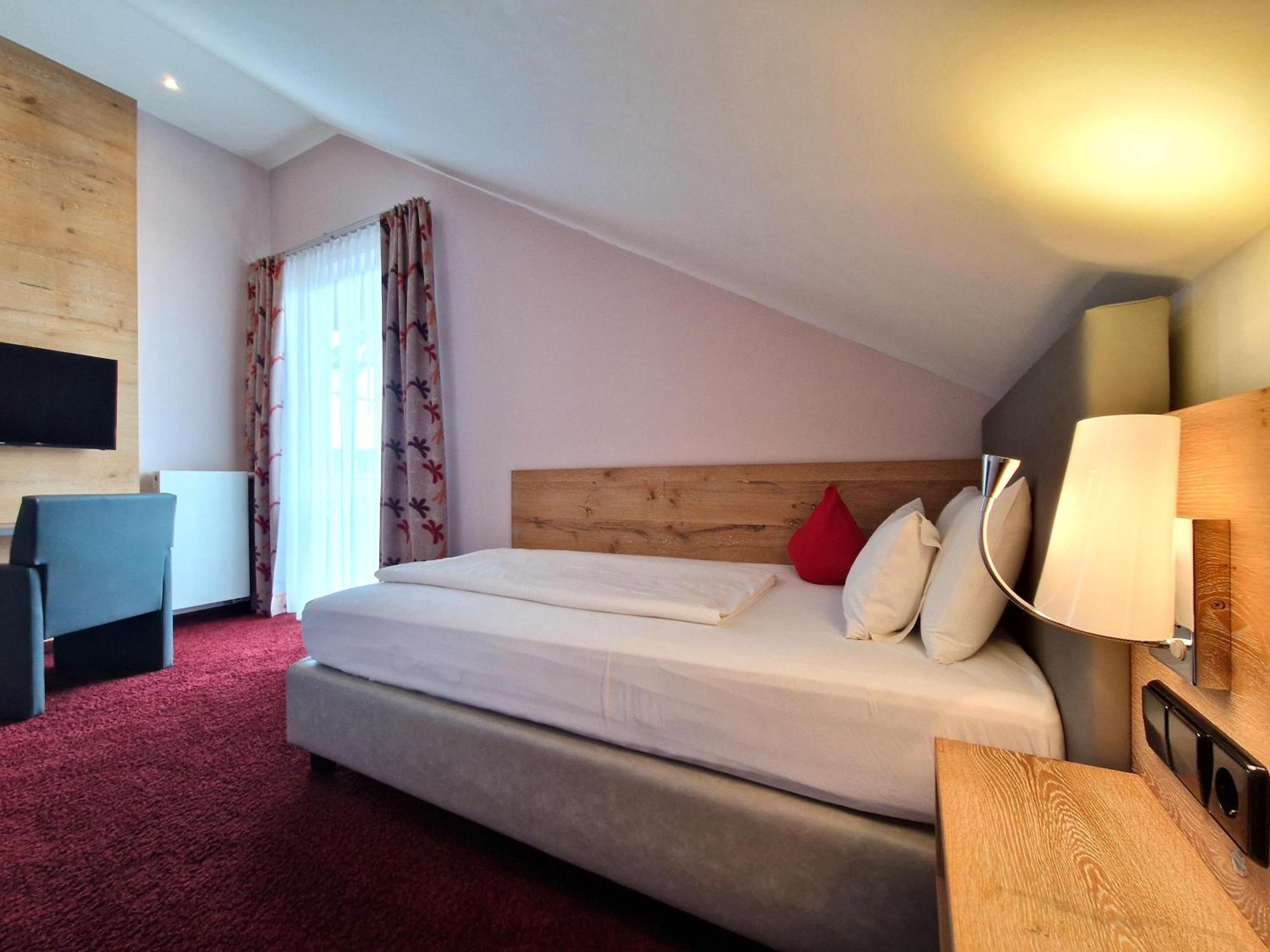 Mosers Blume Relax & Genuss Hotel Хаслах-им-Кинцигталь Экстерьер фото