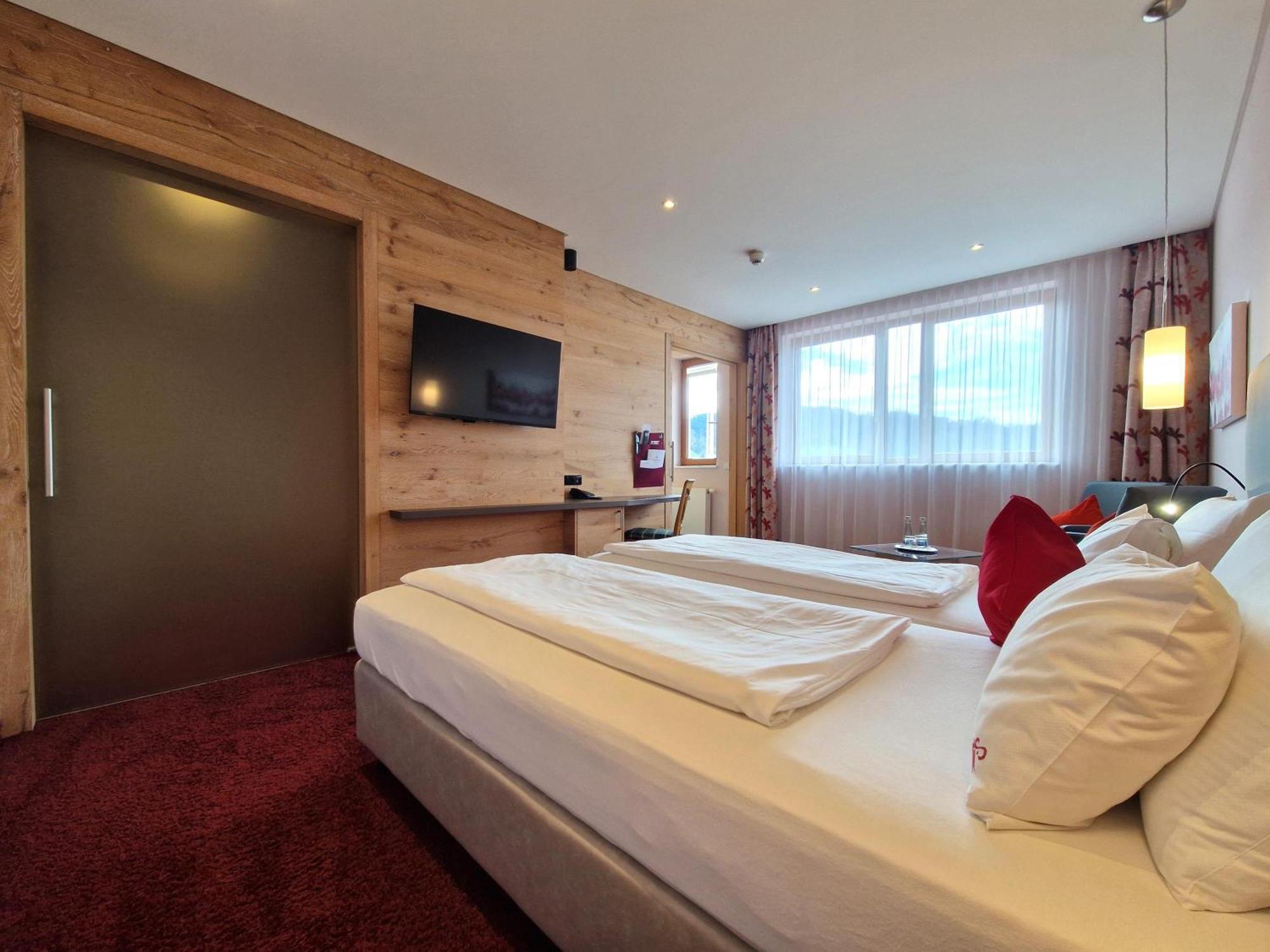 Mosers Blume Relax & Genuss Hotel Хаслах-им-Кинцигталь Экстерьер фото