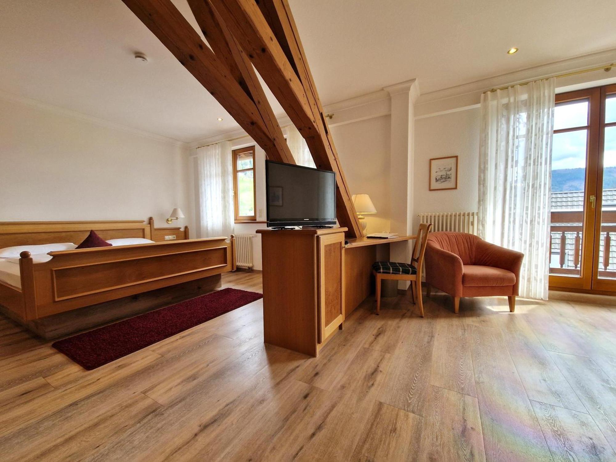 Mosers Blume Relax & Genuss Hotel Хаслах-им-Кинцигталь Экстерьер фото