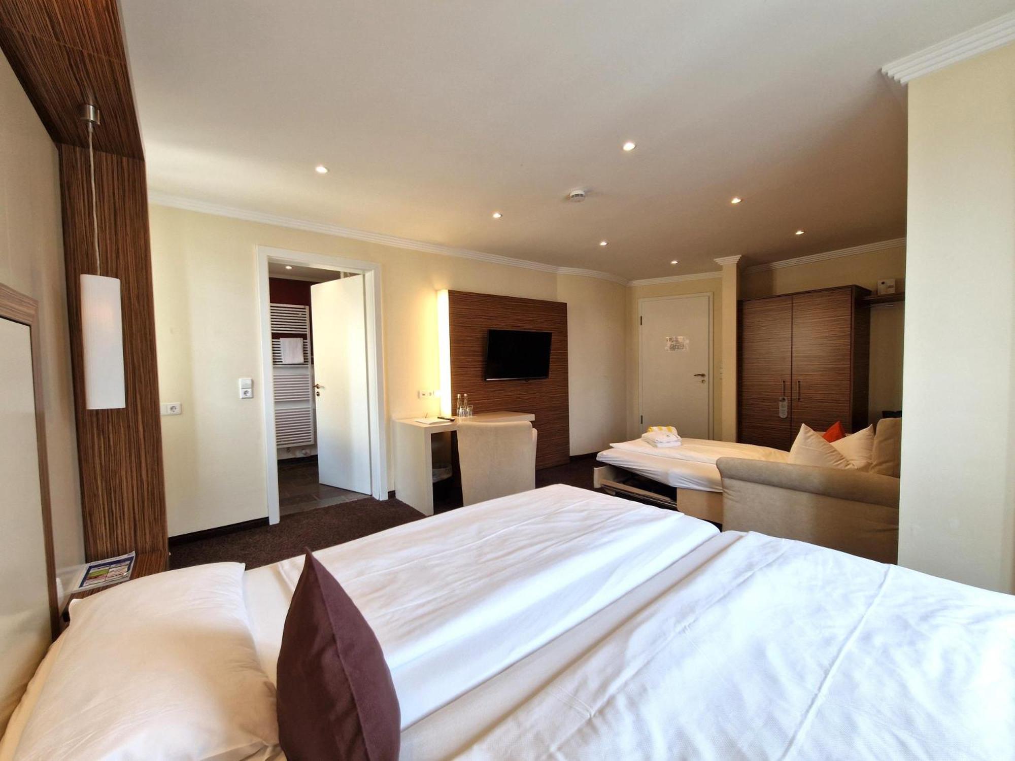 Mosers Blume Relax & Genuss Hotel Хаслах-им-Кинцигталь Экстерьер фото