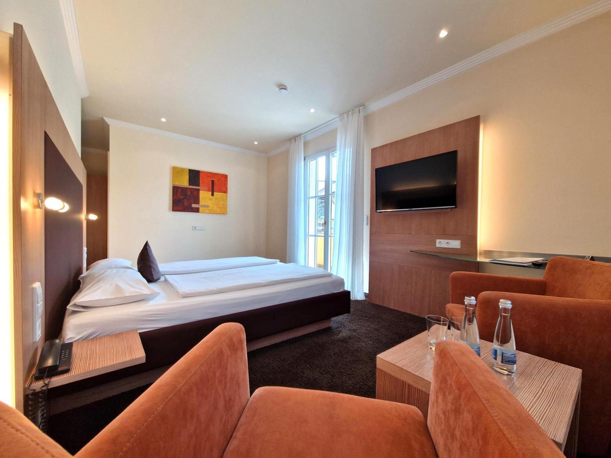 Mosers Blume Relax & Genuss Hotel Хаслах-им-Кинцигталь Экстерьер фото