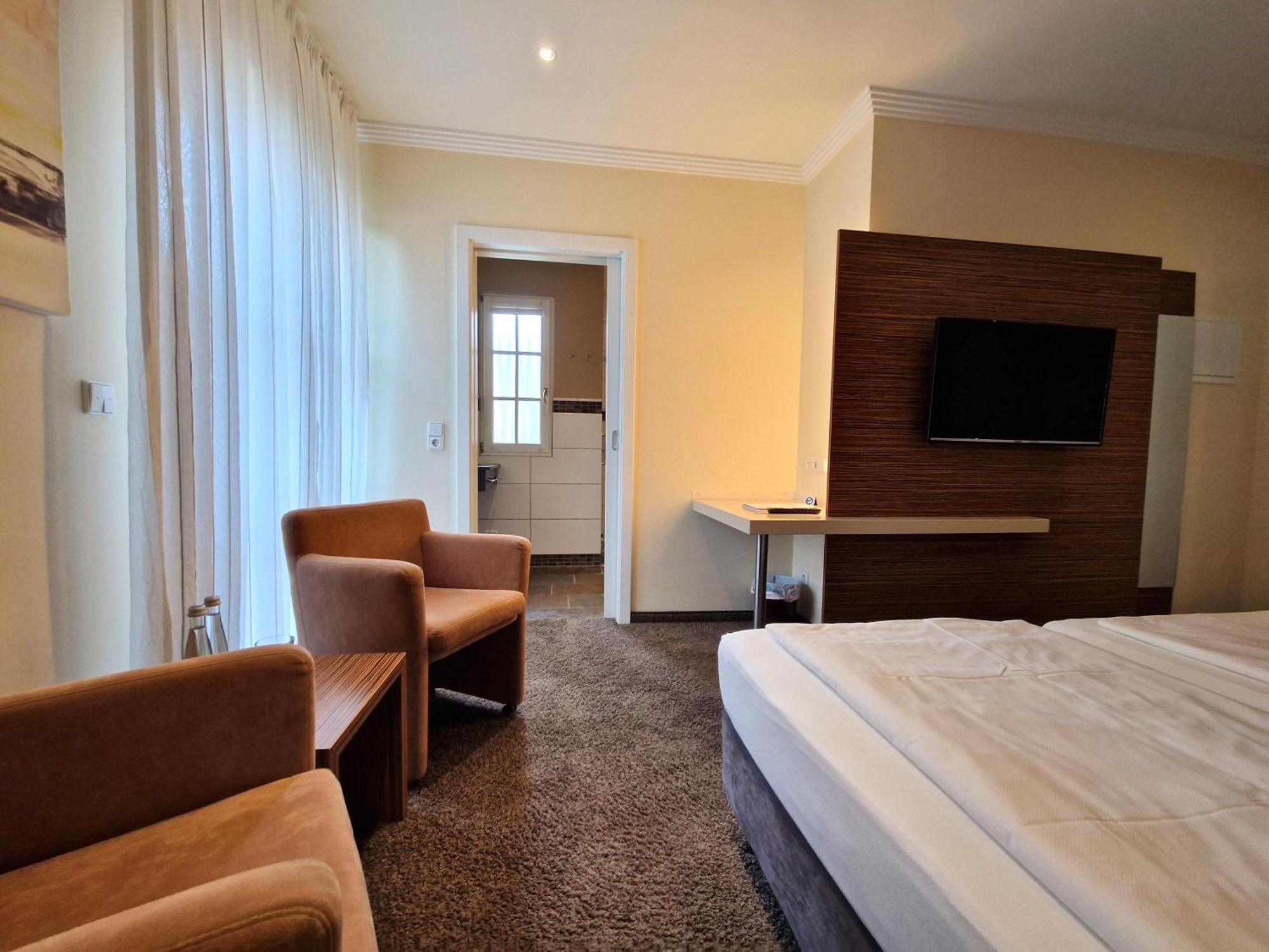 Mosers Blume Relax & Genuss Hotel Хаслах-им-Кинцигталь Экстерьер фото