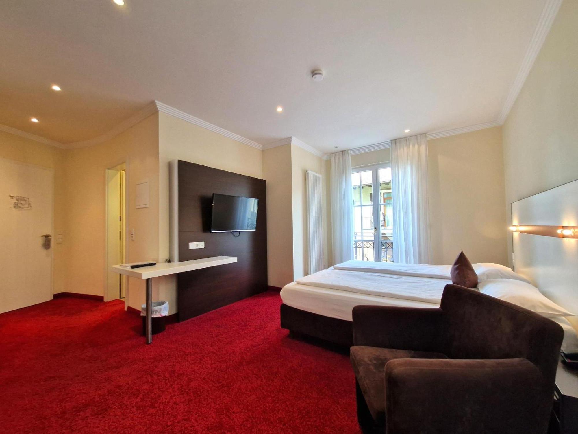 Mosers Blume Relax & Genuss Hotel Хаслах-им-Кинцигталь Экстерьер фото