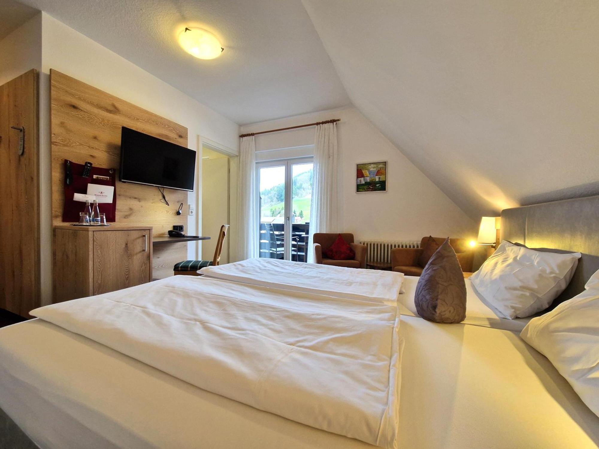 Mosers Blume Relax & Genuss Hotel Хаслах-им-Кинцигталь Экстерьер фото